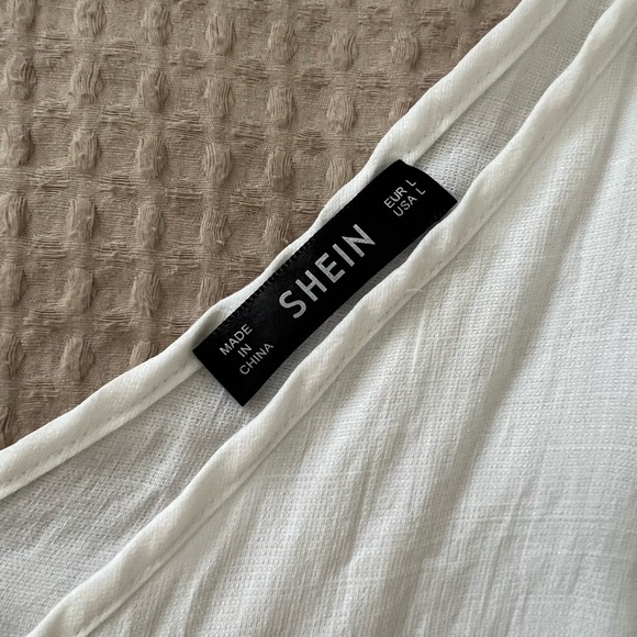 SHEIN | White Button Down V-Neck Ruffle Hem Tank Top - Picture 7 of 9